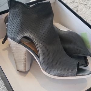 Dolce Vita Perforated black bootie
